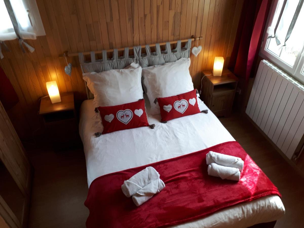 Bed and Breakfast L'Aur~élie à Lalinde Extérieur photo