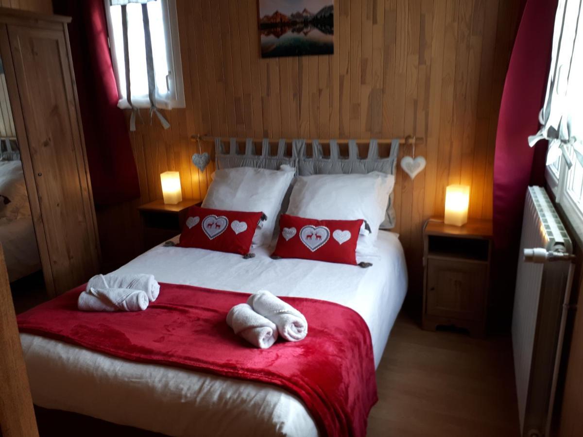 Bed and Breakfast L'Aur~élie à Lalinde Extérieur photo