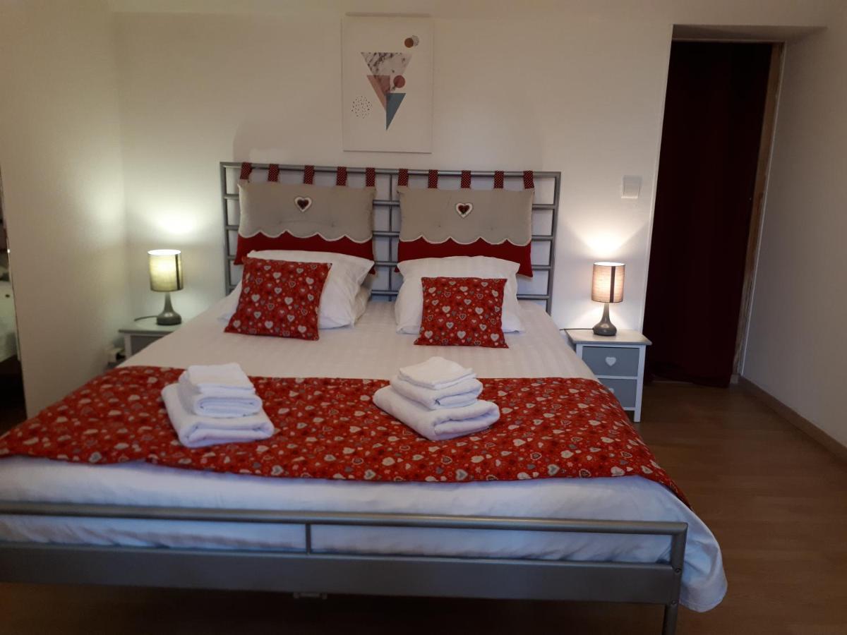 Bed and Breakfast L'Aur~élie à Lalinde Extérieur photo