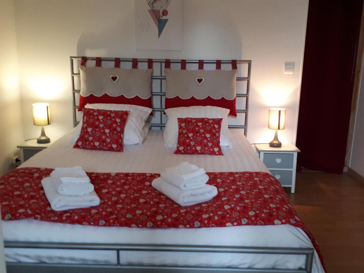 Bed and Breakfast L'Aur~élie à Lalinde Extérieur photo